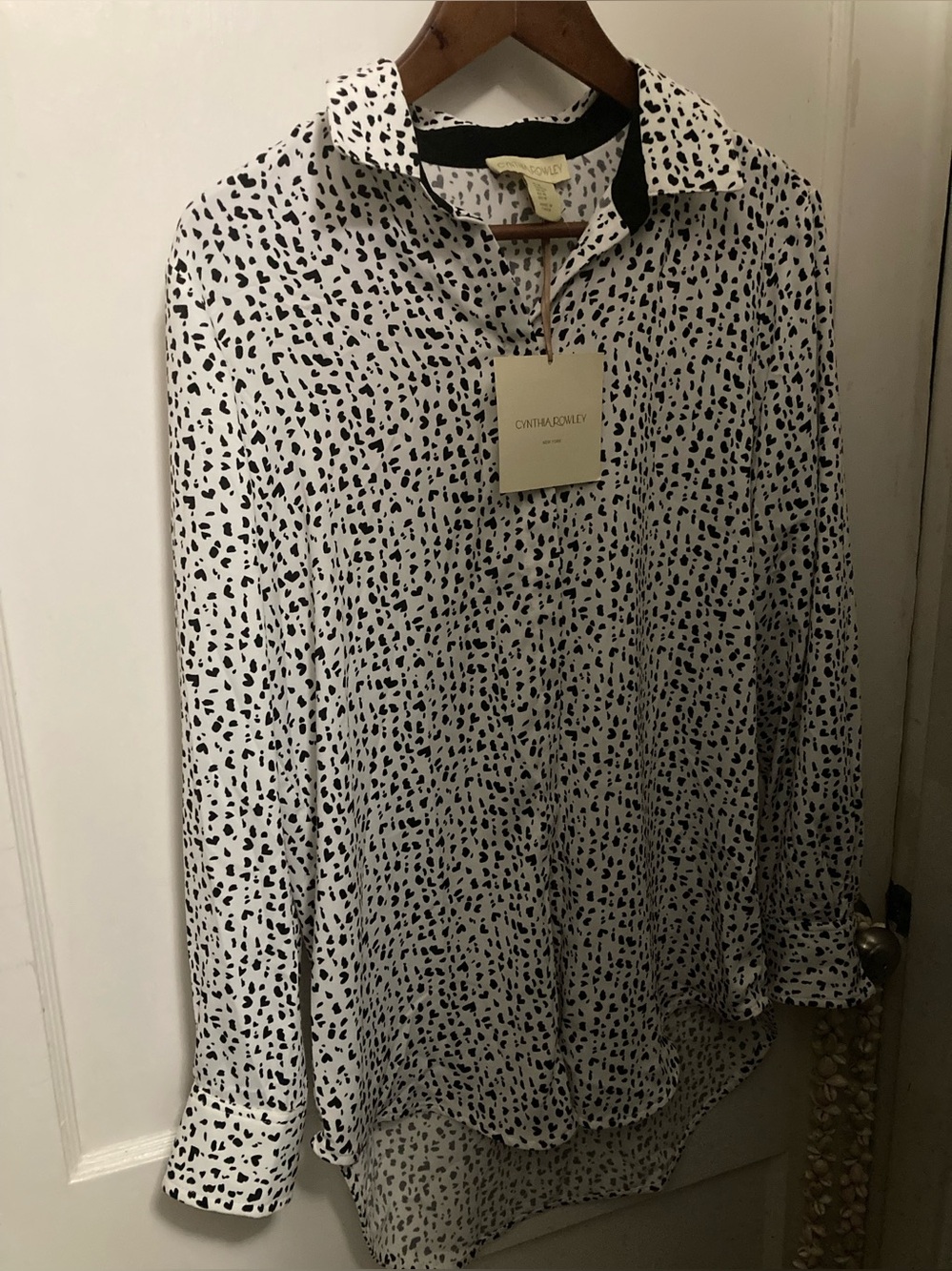 Cynthia Rowley Black & White Heart Dot medium NWT Blouse
